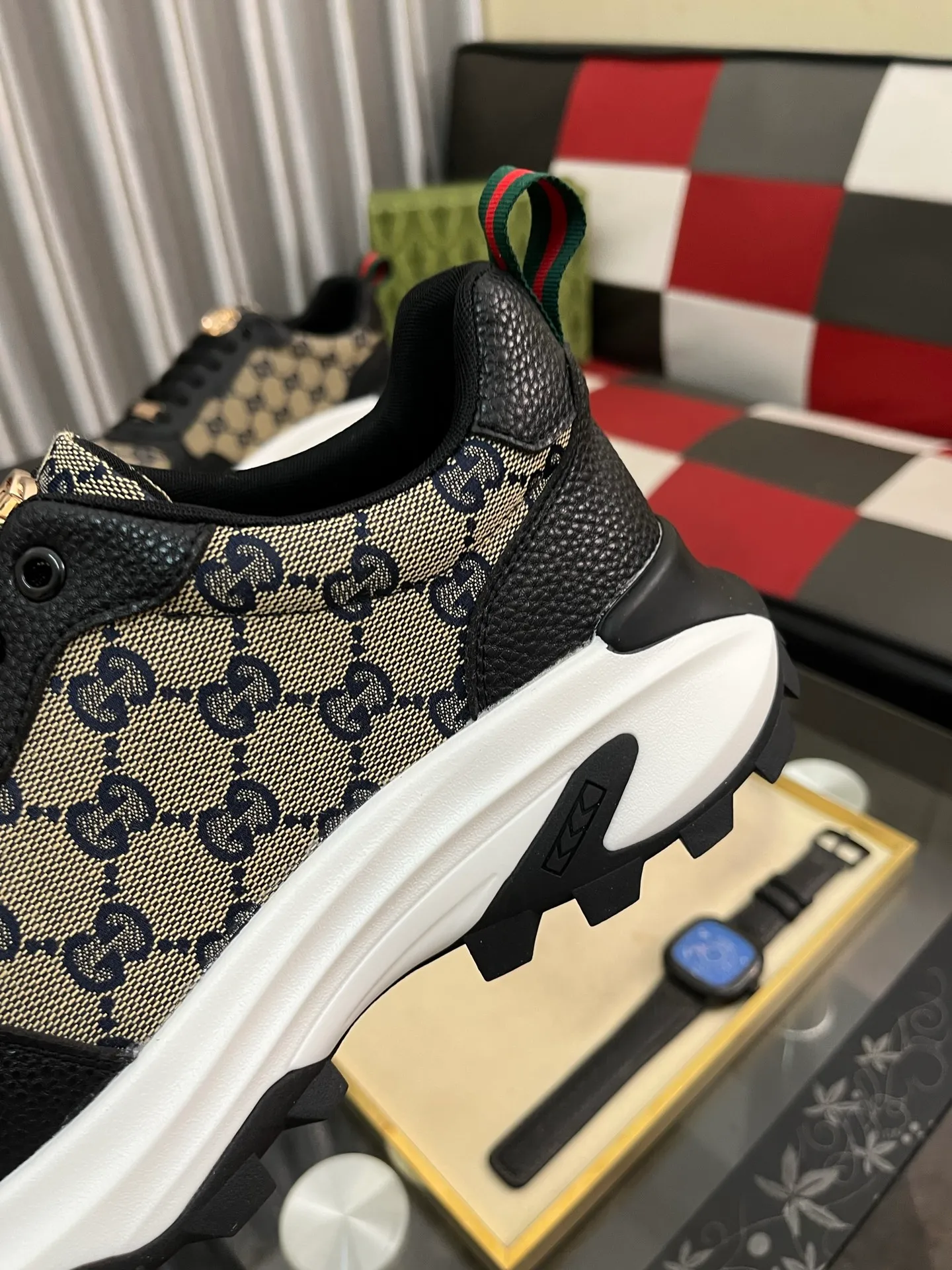 Men's shoes 💰458⌚️⌚️ Gucci •Gucci original quality. ~ Unique modern style sneakers. 🏃A must-have casual shoe for trendy men😍😍 Original brand imported from Italy, imported original leather, sheep lining (refuses to discolor and grind feet) Sole: Original sole provided by the original factory, French lazy style design ⚠️Fit to the feet, original quality attached, super comfortable original sole, code number: 38-444️⃣Colors available